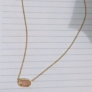 Elegant Gold Chain Necklace With Pink Quartz Pendant